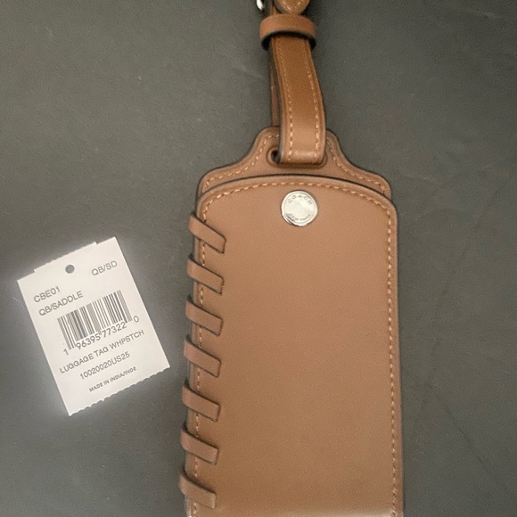 NWT Coach Whipstitch Brown Smooth Leather Luggage Tag - Picture 1 of 3